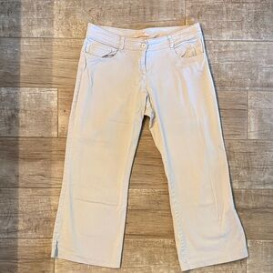 Forever 21 Vintage Cream Capris